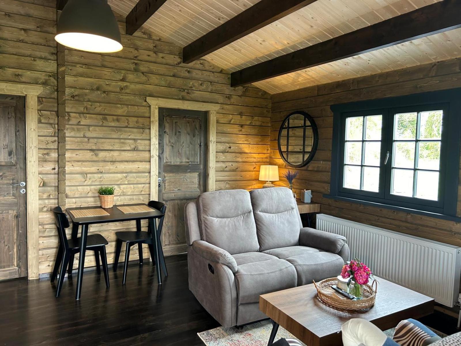 Little Rock Retreat Log Cabin With Hot Tub Castletown Gheoghegan Exteriér fotografie