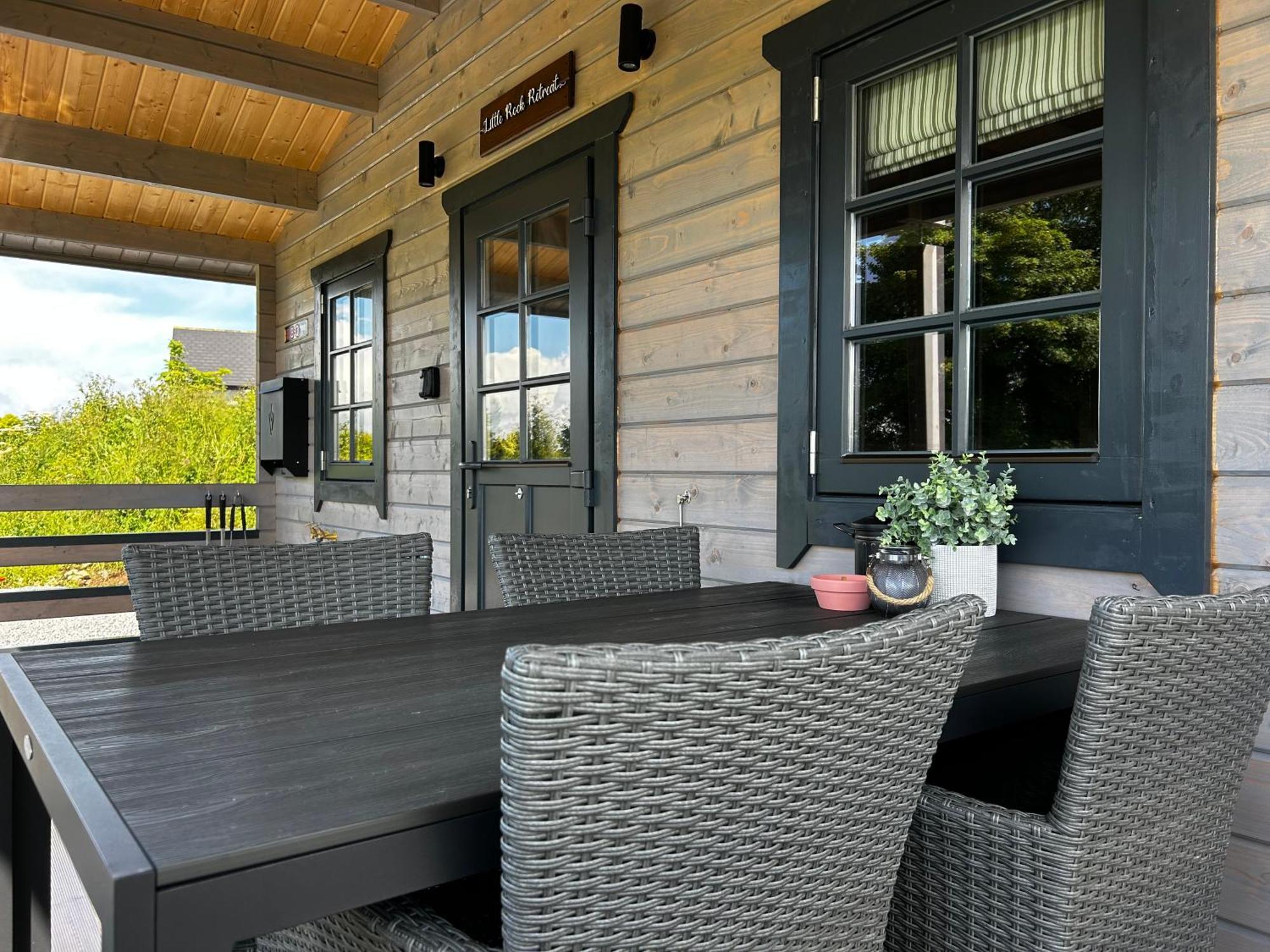 Little Rock Retreat Log Cabin With Hot Tub Castletown Gheoghegan Exteriér fotografie