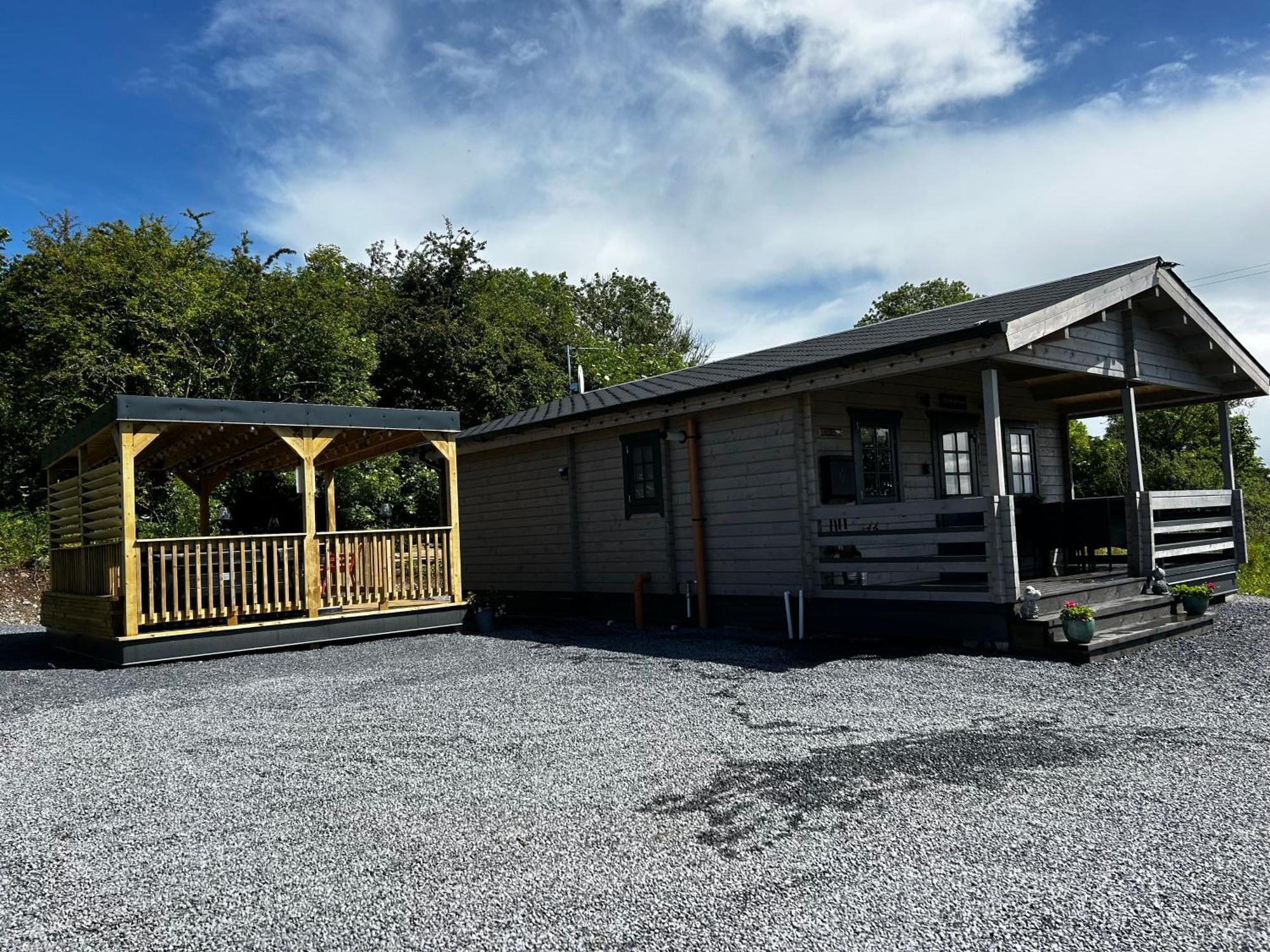 Little Rock Retreat Log Cabin With Hot Tub Castletown Gheoghegan Exteriér fotografie