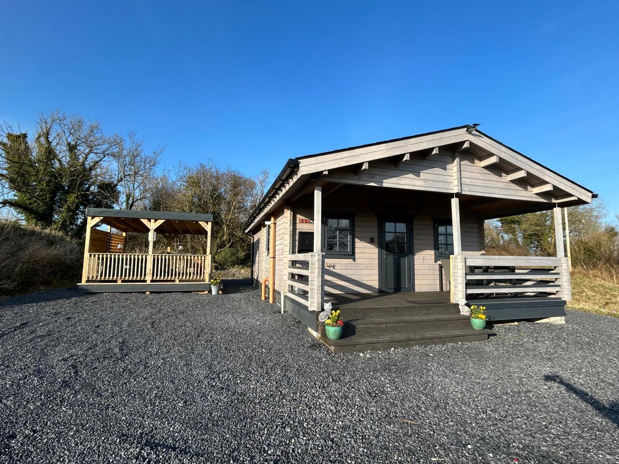 Little Rock Retreat Log Cabin With Hot Tub Castletown Gheoghegan Exteriér fotografie